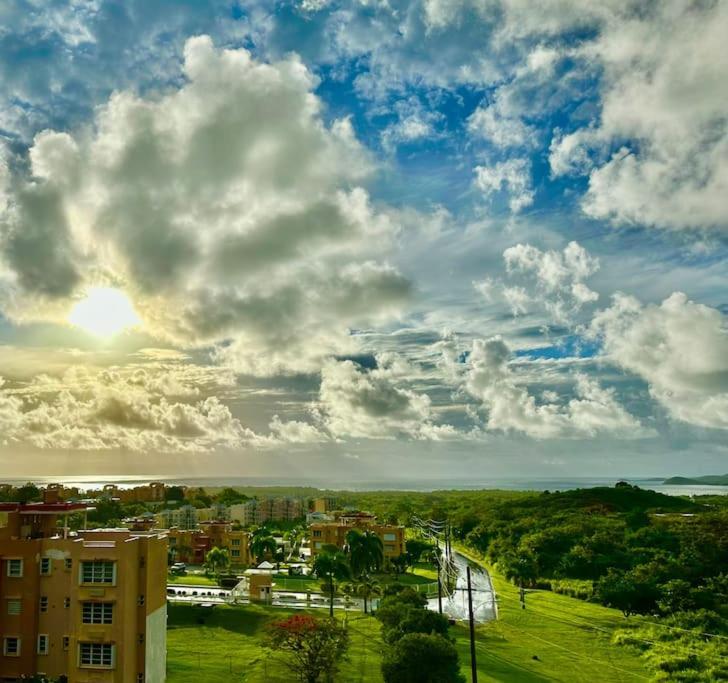Ocean & Mountains View, Marina, Ferry, Vista Mar, Costa Esmeralda Ceiba Екстер'єр фото